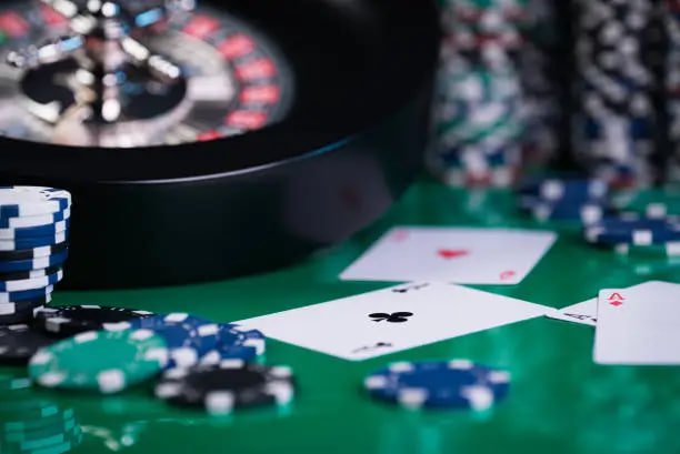 Trải nghiệm live casino trực tiếp với dealer thực tế tại az99